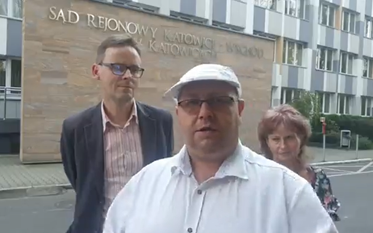 Pomagamy szykanowanej nauczycielce
